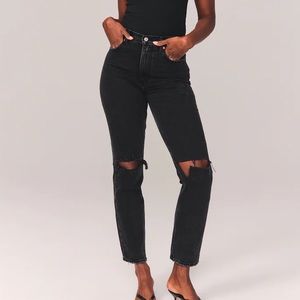 NWT Abercrombie Curve Love 90’s Ultra High Rise Straight